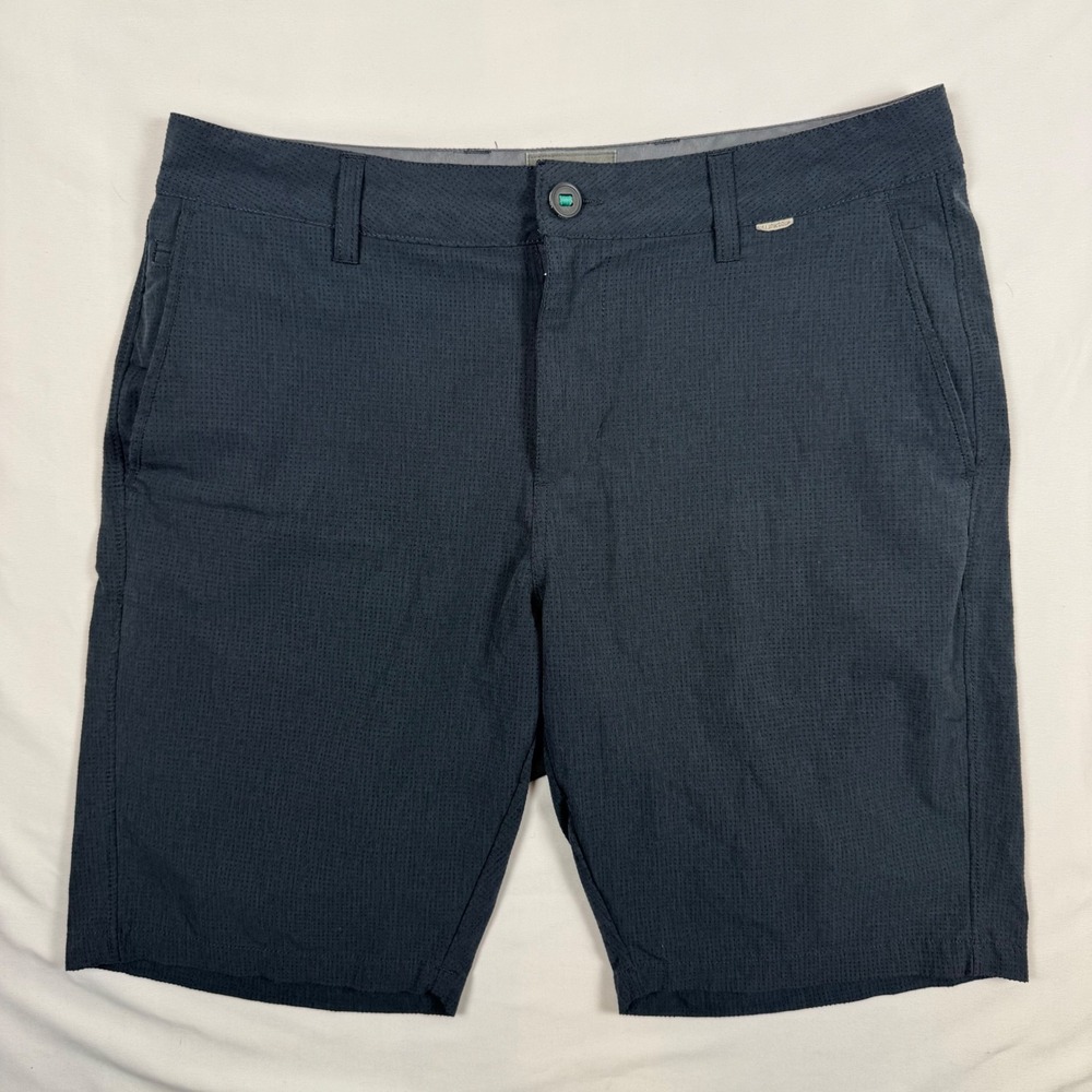 Linksoul Mens Golf Shorts Gray Perforated Stretch Performance LS6170 Size 33